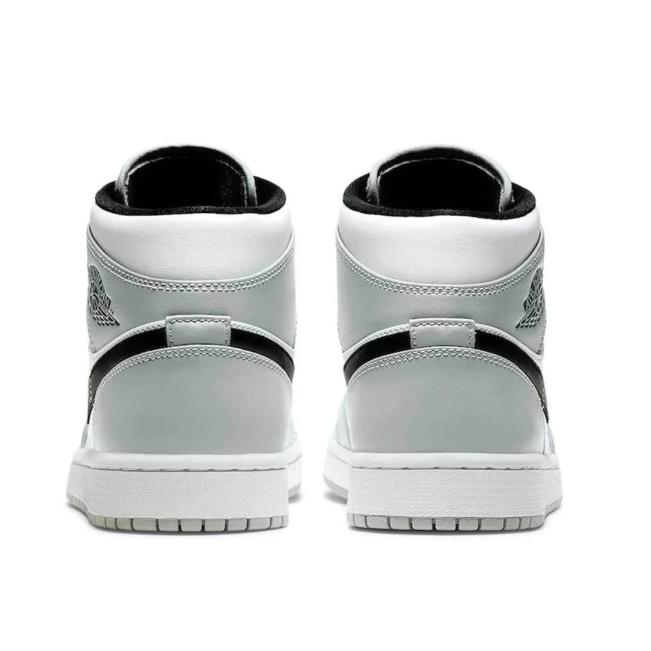 1 Mid Jordan Smoke Grey Air 0819